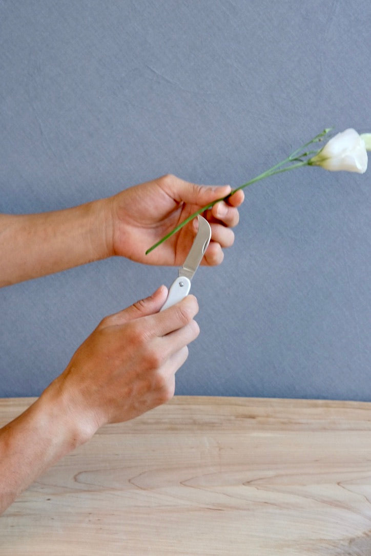 Folding Floral Knife – Nettle