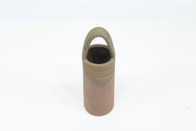 Load image into Gallery viewer, Flower vase with handle - Bizen